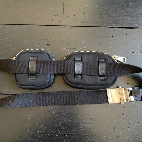PRADA BELT BAG with 2 Pouches with zippers - Picture 7 of 7